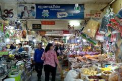 Von-der-Insel-back-in-Phnom-Penh-18