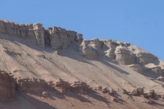 Berge-von-Aktau-und-Katutau-35