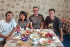 Grenze-zwischen-Kirgistan-und-Uzbekistan-11