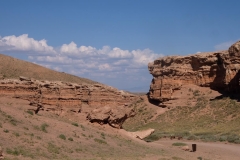 Sharyn-Canyon 3