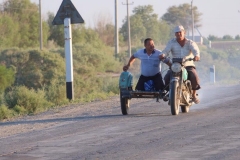 Auf den Straßen in Usbekistan