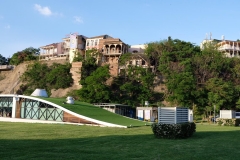 Rund um die Seilbahnstation in Tiflis