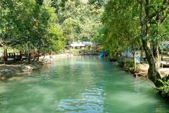 Vang-Vieng-2