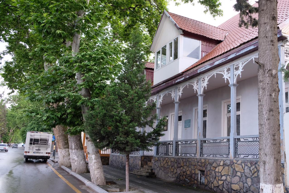 Göygöl - mit dem Namen Helenendorf 1819 von schwäbischen Siedlern gegründet