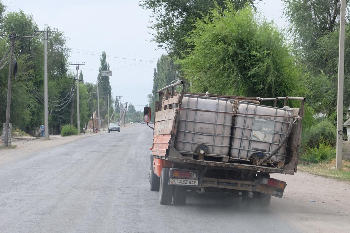 Auf-den-Strassen-von-Bishkek, Kirgisien